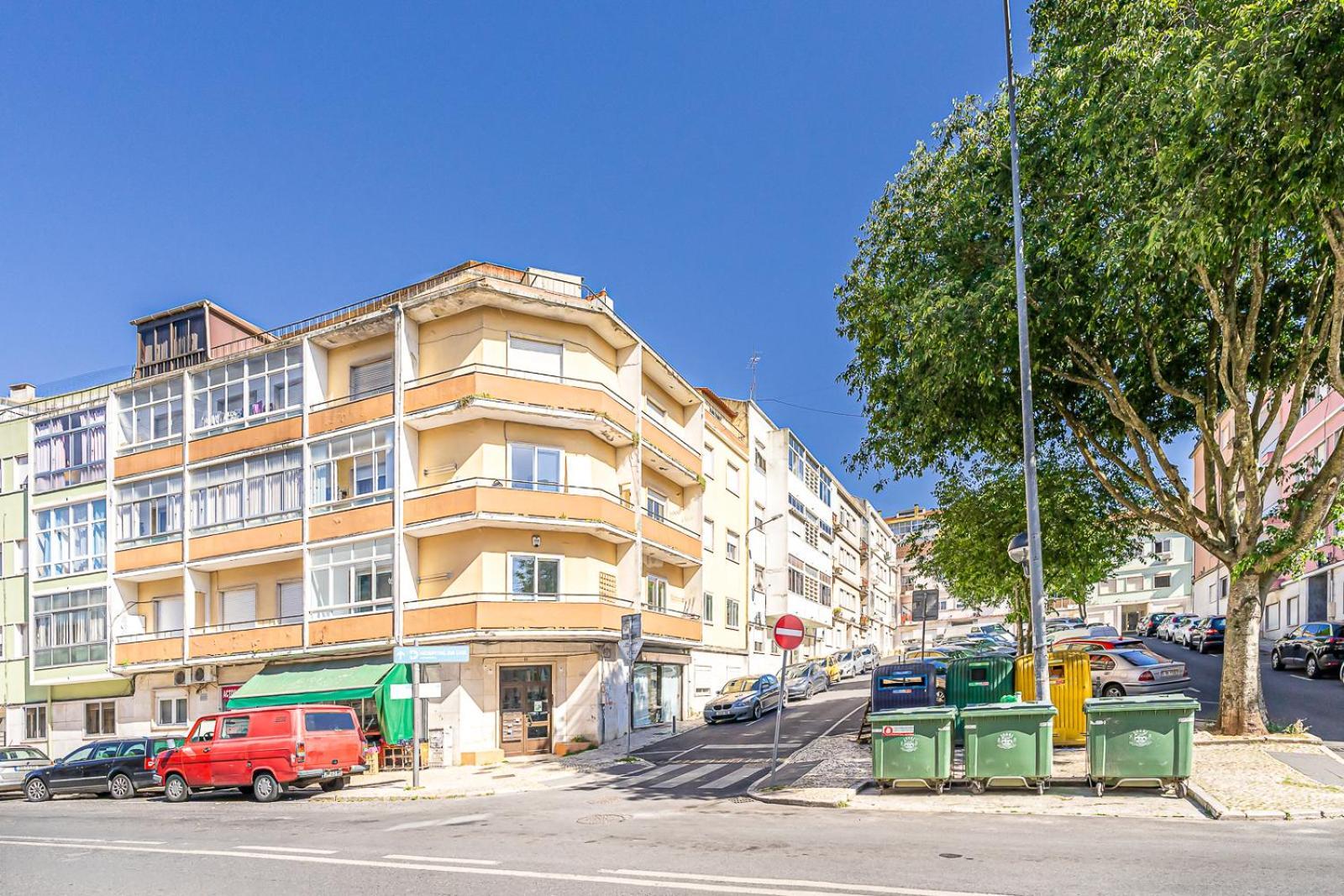 فندق Goa Square By Lisbon With Sintra أمادورا المظهر الخارجي الصورة